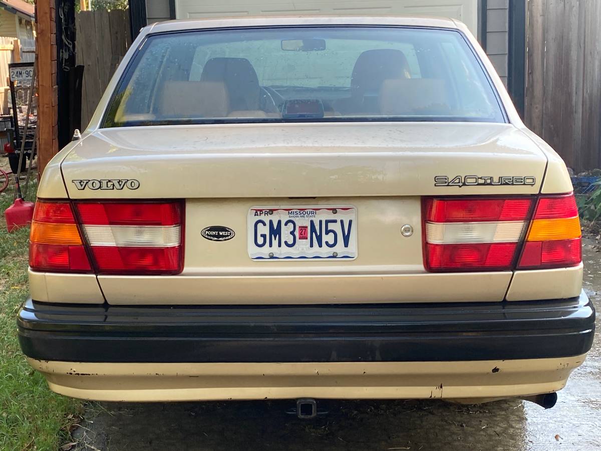 Volvo-940-turbo-1993-16