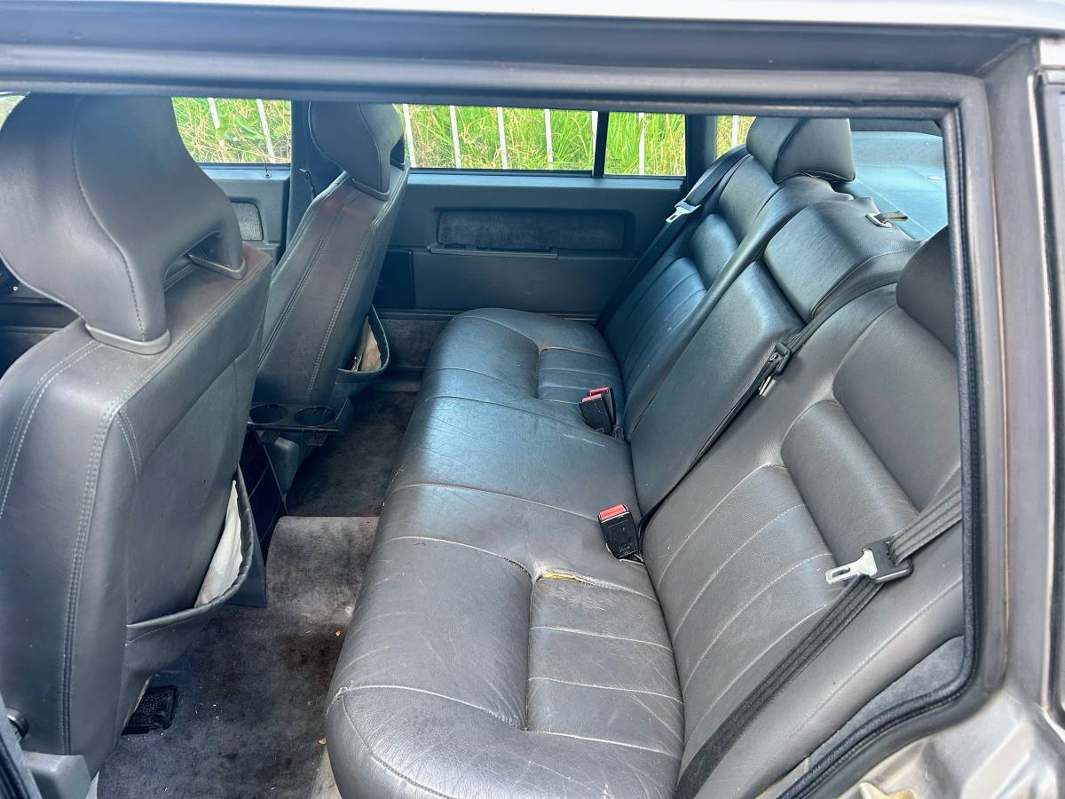 Volvo-960-1992-grey-2