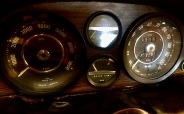Volvo-P1800-1971-British-Racing-Green-30