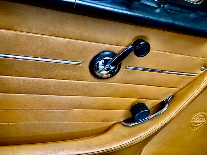 Volvo-P1800-1971-British-Racing-Green-40