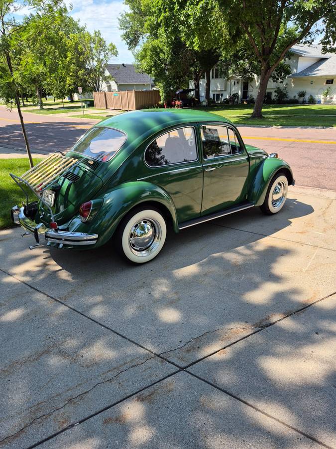 Vw-beetle-1970-green-1