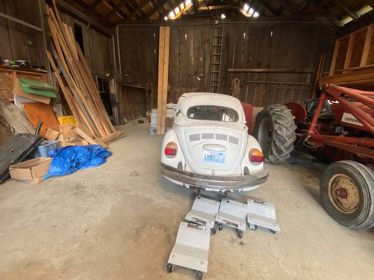 Vw-bug-1979-white-1