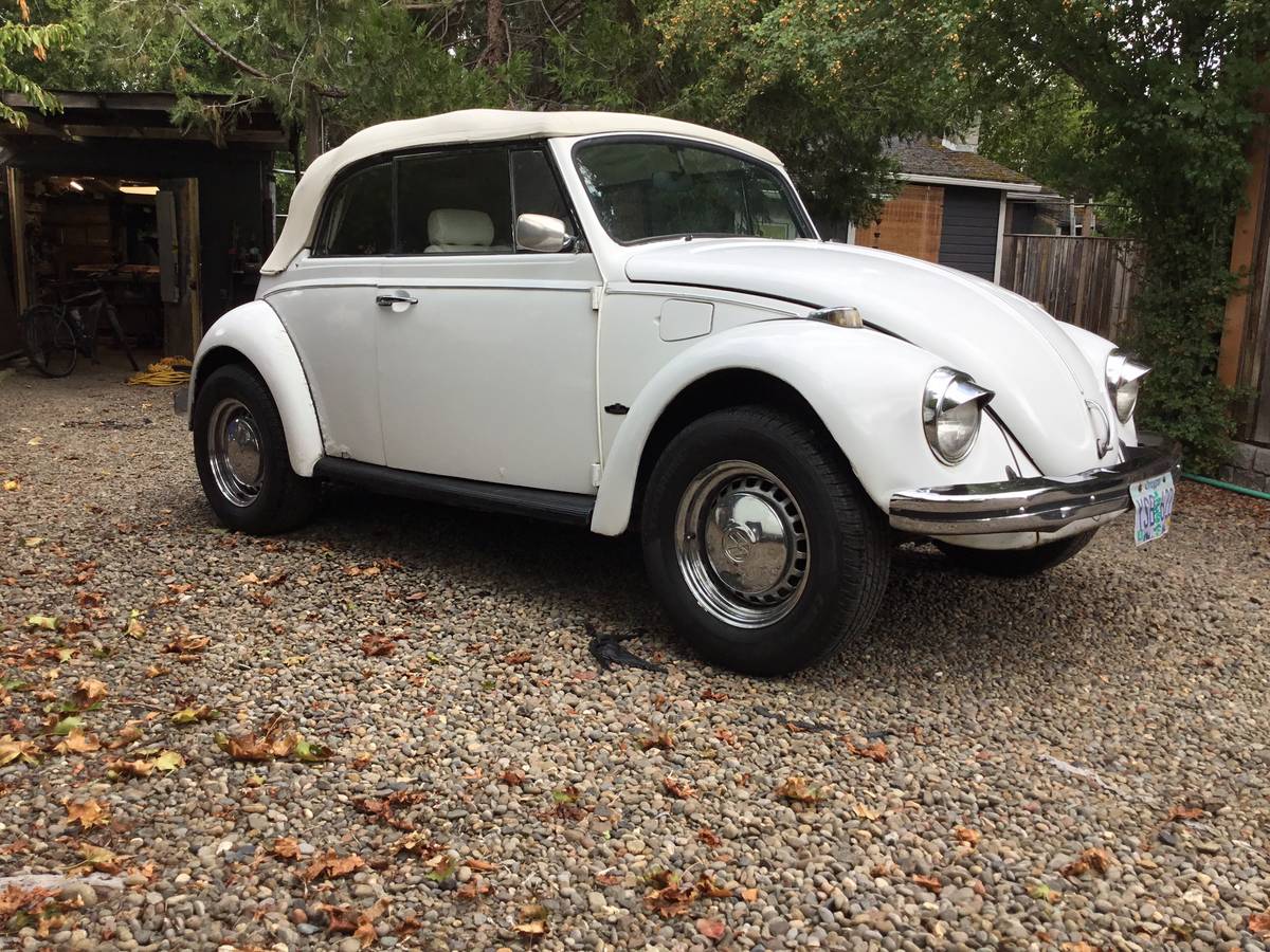 Vw-bug-convertible-1970-white-4