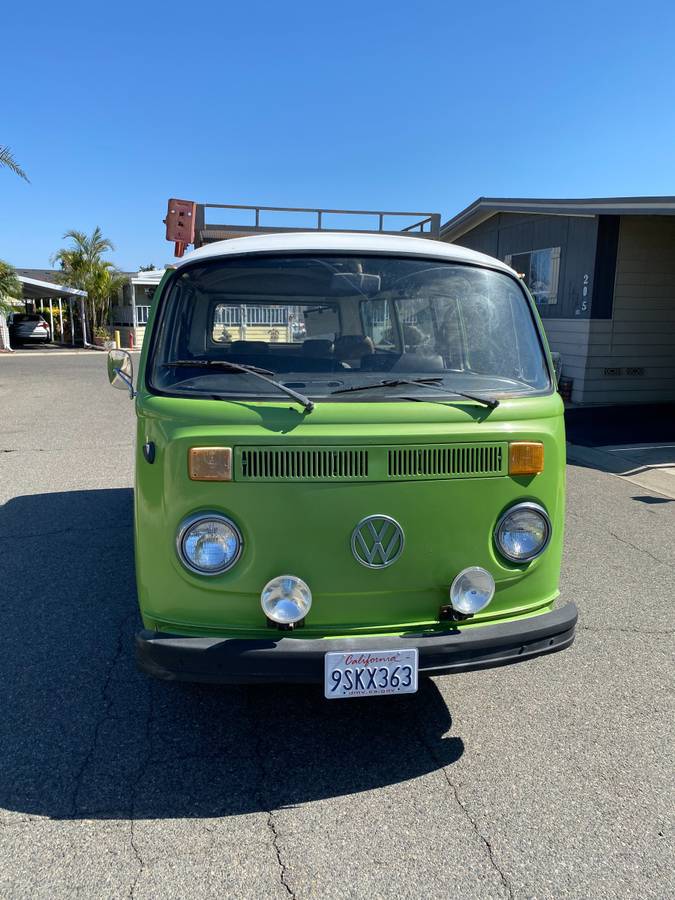 Vw-bus-1975-green-1