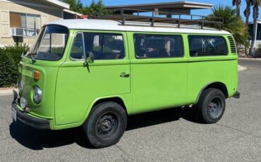 Vw-bus-1975-green-6