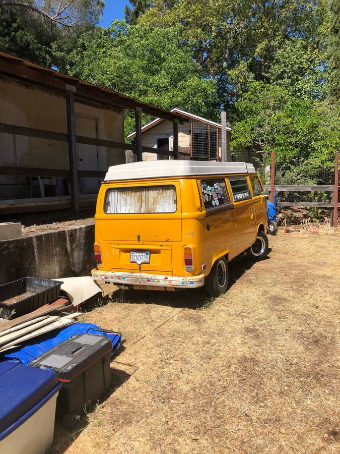 Vw-bus-1977-yellow-1