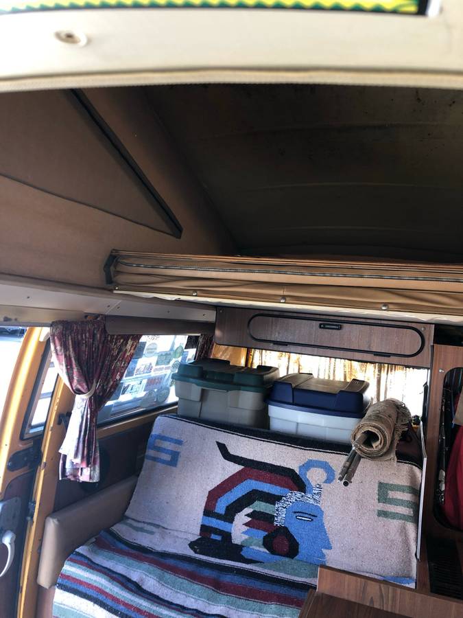 Vw-bus-1977-yellow-16