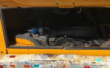 Vw-bus-1977-yellow-5