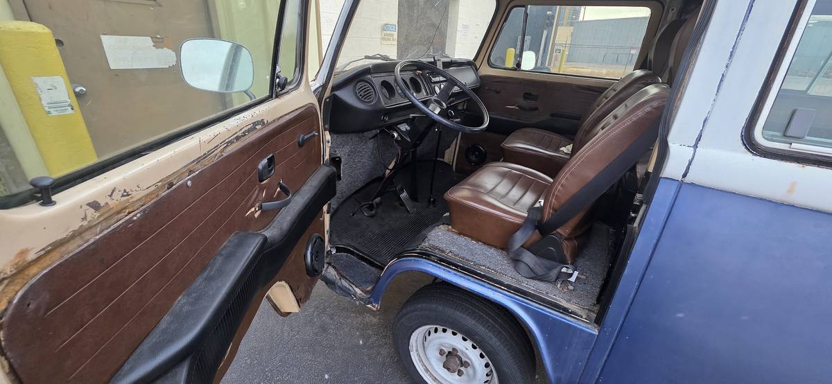Vw-bus-1979-4
