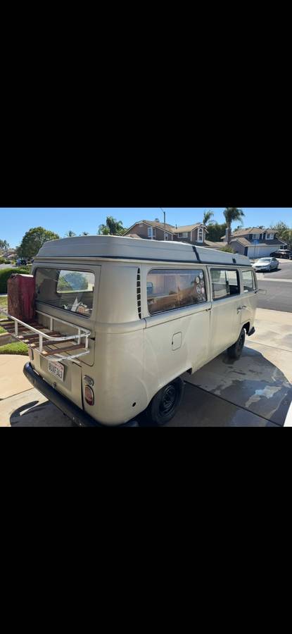 Vw-bus-bay-window-1971-custom-2