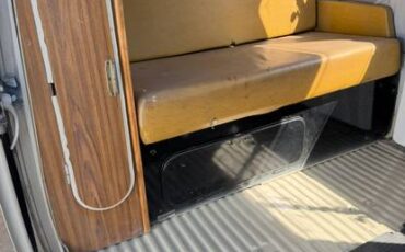 Vw-bus-bay-window-1971-custom-6