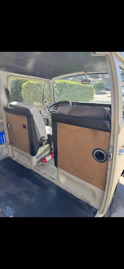 Vw-bus-bay-window-1971-custom-7