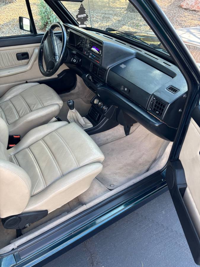 Vw-cabriolet-1993-11