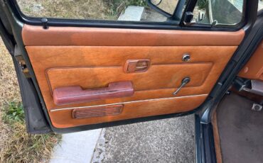 Vw-caddy-diesel-1981-grey-9