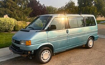 Vw-eurovan-weekender-1993-blue-1