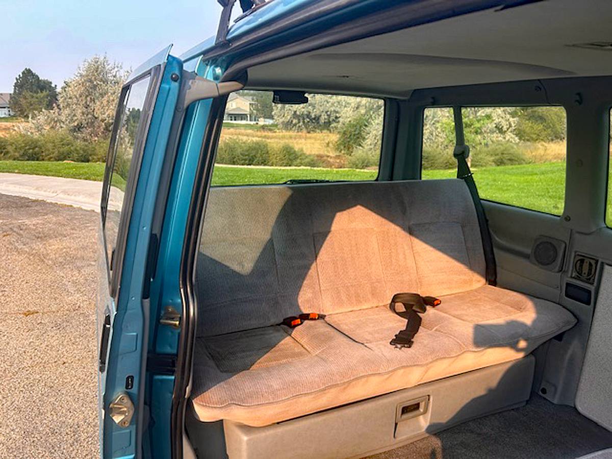 Vw-eurovan-weekender-1993-blue-14