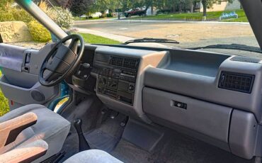 Vw-eurovan-weekender-1993-blue-9