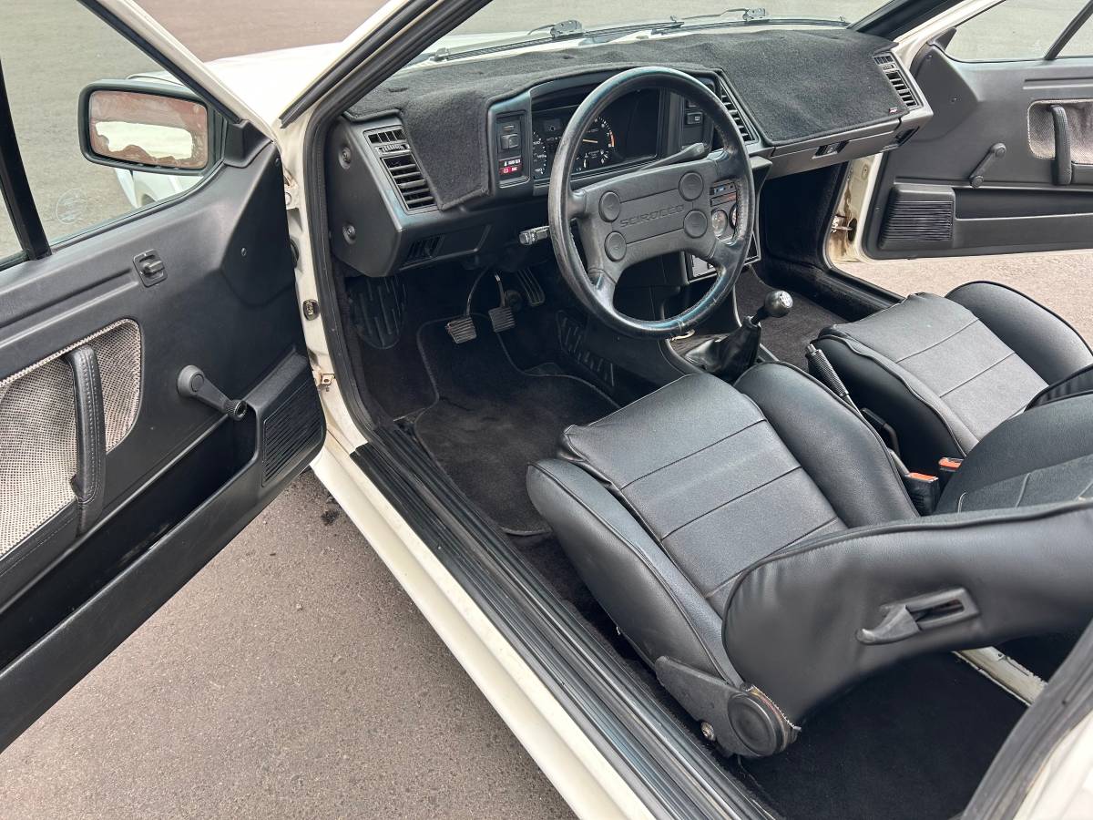 Vw-scirocco-16v-1988-5