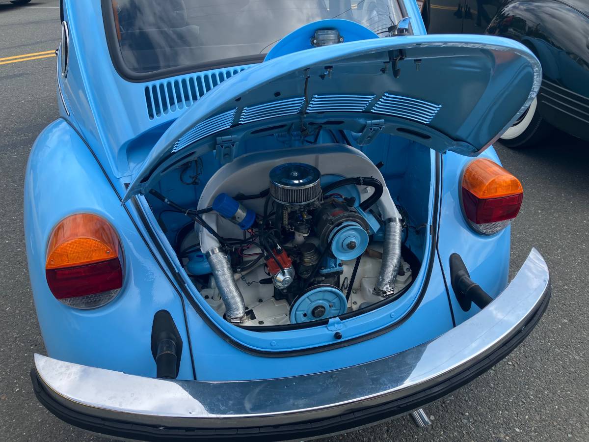 Vw-super-beetle-1974-blue-3