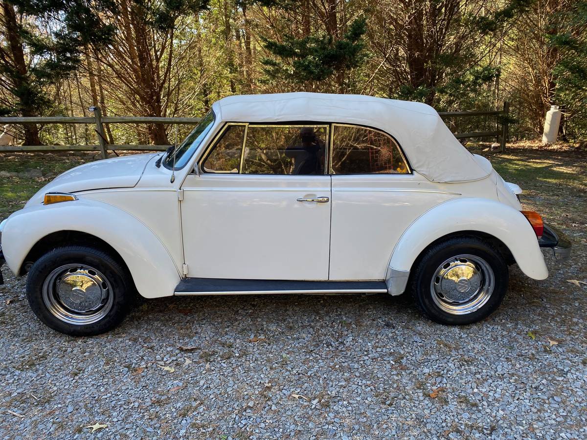 Vw-super-beetle-1979-white-5