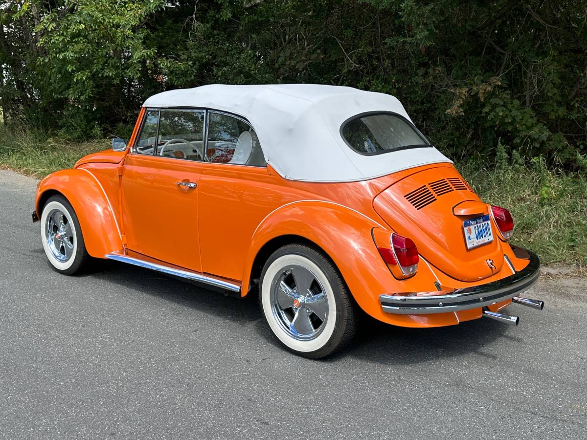 Vw-super-beetle-convertible-1972-custom-2