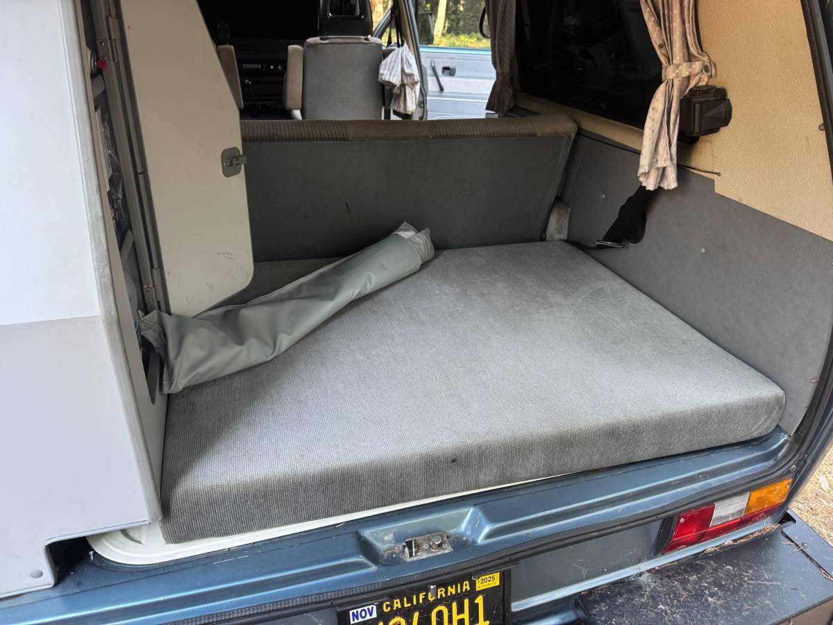 Vw-t3-vanagon-2wd-1989-blue-9