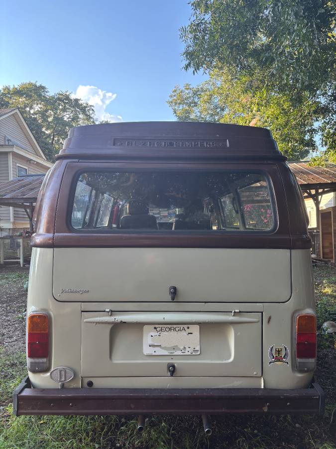 Vw-transporter-camper-combi-1972-brown-1