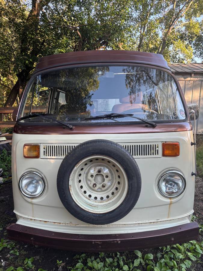 Vw-transporter-camper-combi-1972-brown-9