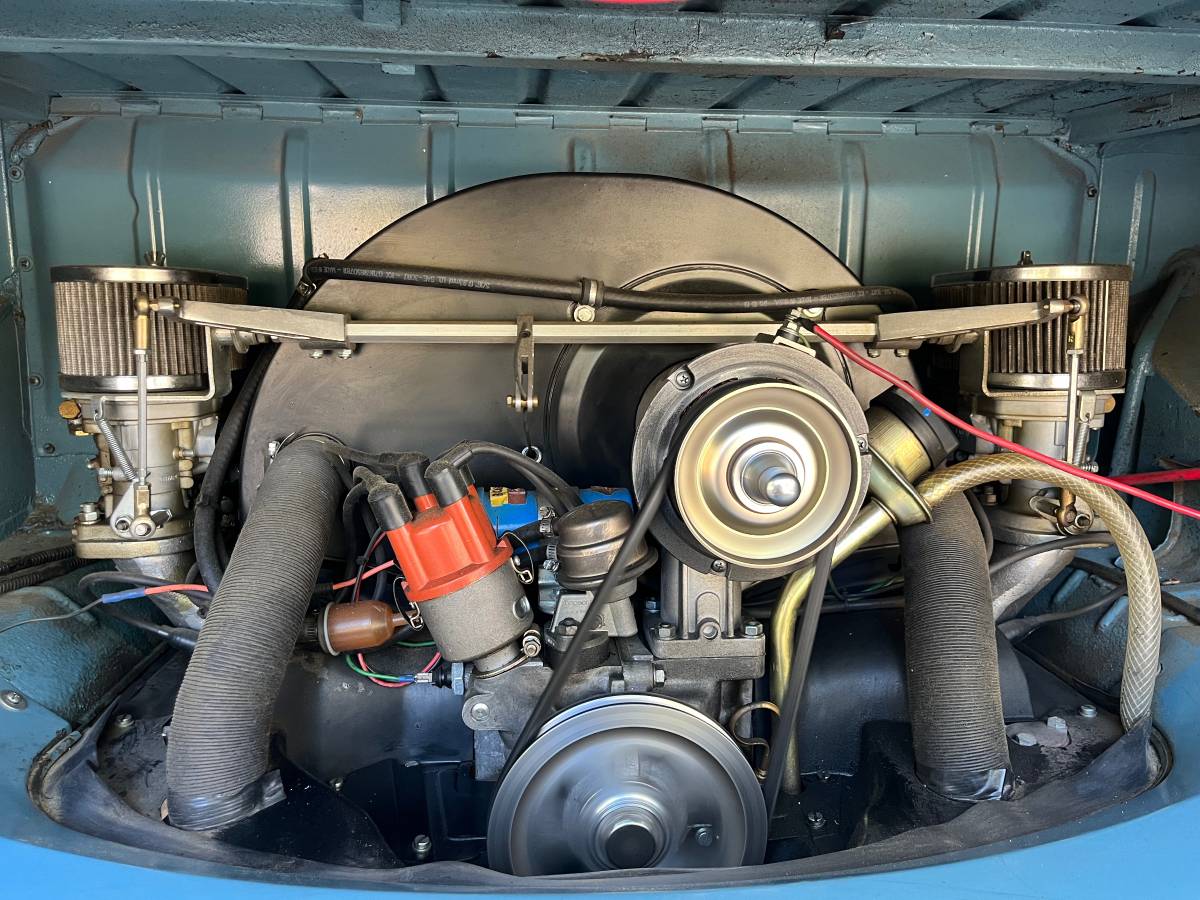 Vw-type-2-transporter-1970-blue-15