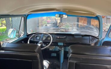 Vw-type-2-transporter-1970-blue-19