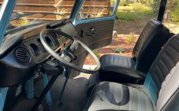 Vw-type-2-transporter-1970-blue-20
