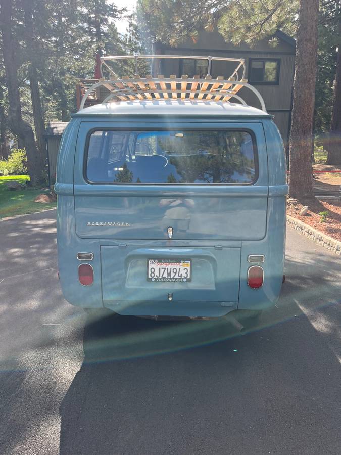 Vw-type-2-transporter-1970-blue-9