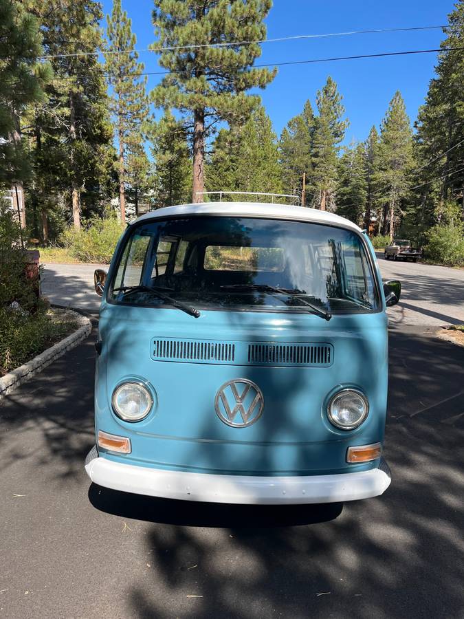 Vw-type-2-transporter-1970-blue