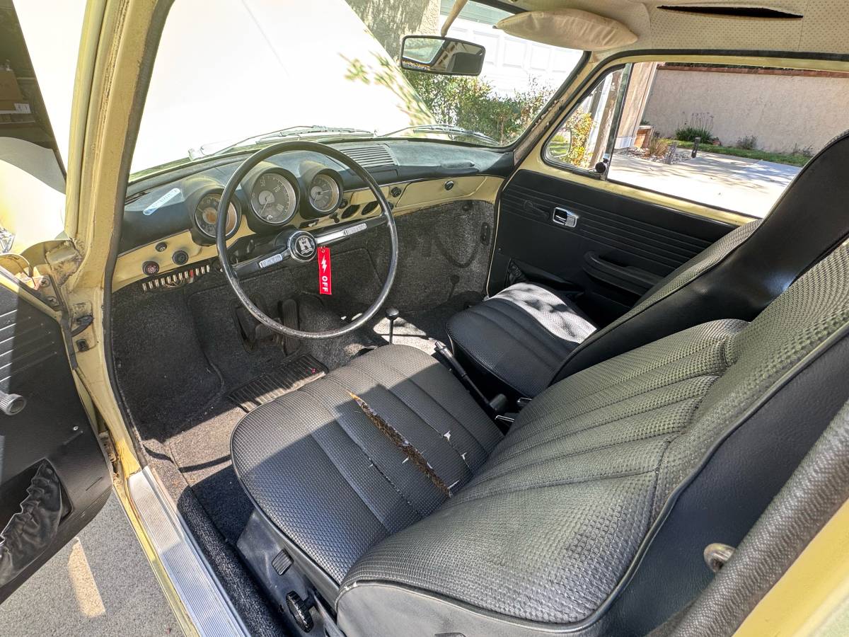 Vw-type-3-1971-yellow-10