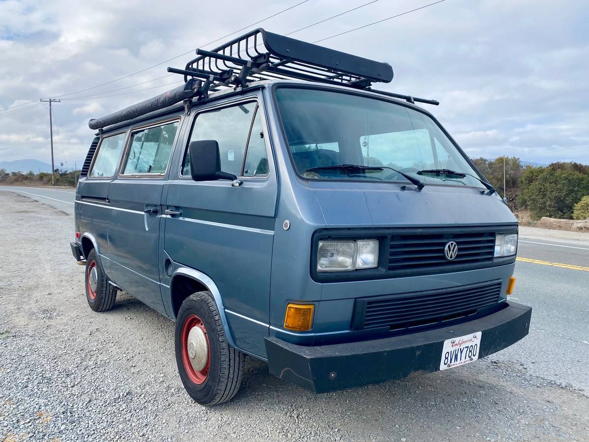 Vw-vanagon-1984-blue-1