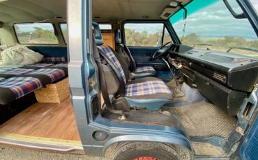 Vw-vanagon-1984-blue-3