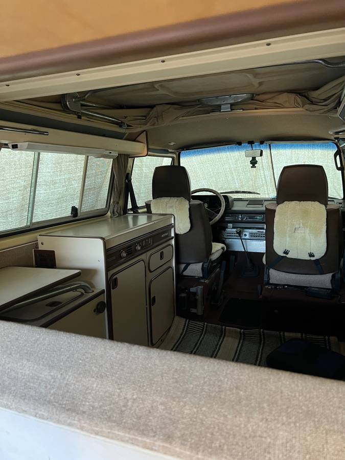 Vw-vanagon-westfalia-1982-custom-2