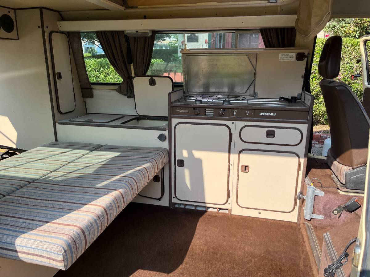 Vw-vanagon-westfalia-1984-3