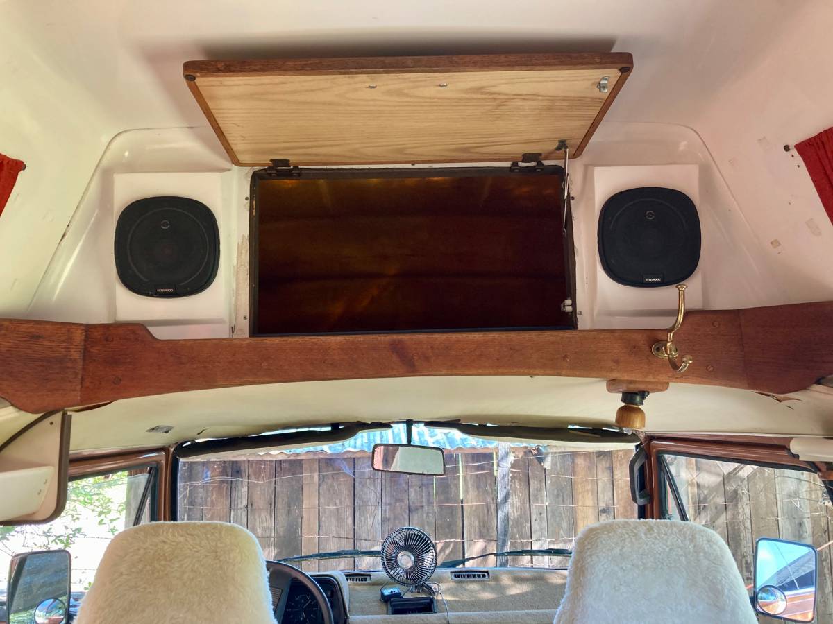 Vw-vanagon-westfalia-1984-orange-9