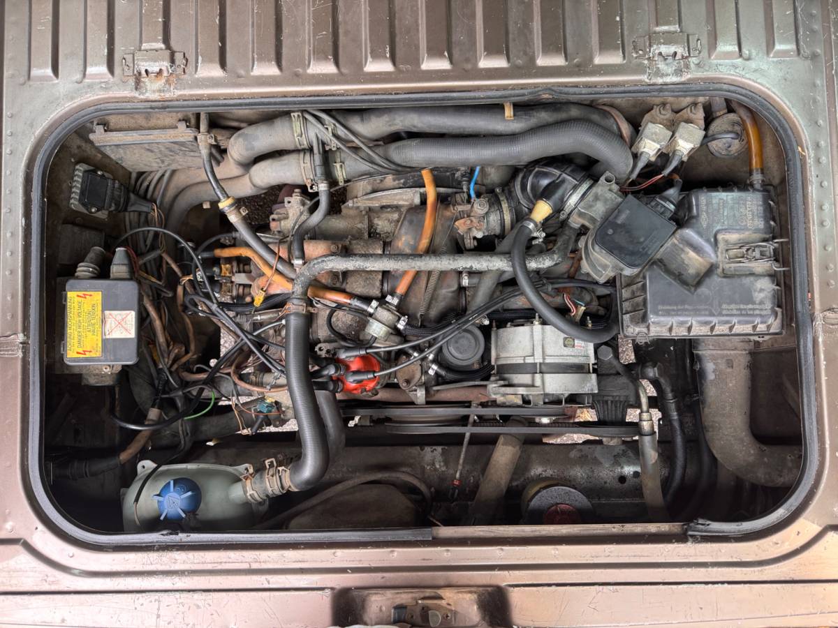 Vw-vanagon-westfalia-1985-green-7
