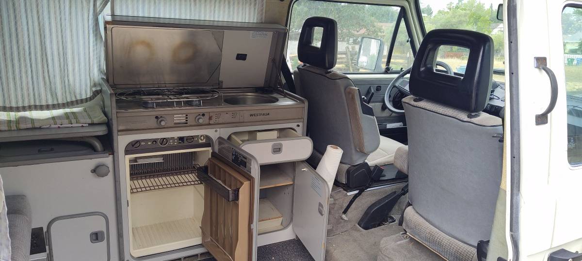 Vw-vanagon-westfalia-1987-white-2