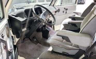 Vw-vanagon-westfalia-1990-white-2