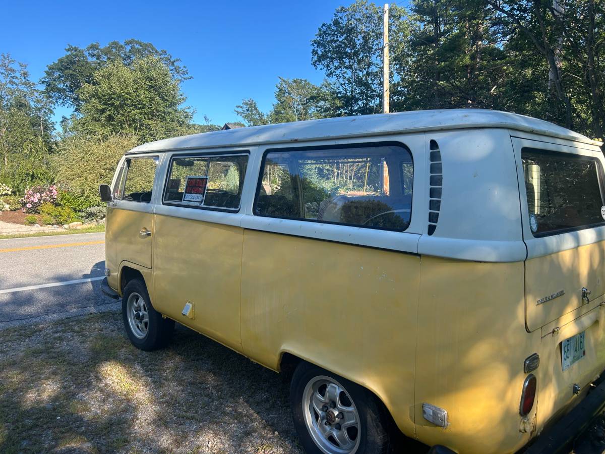 Vw-westfalia-1971-yellow-8