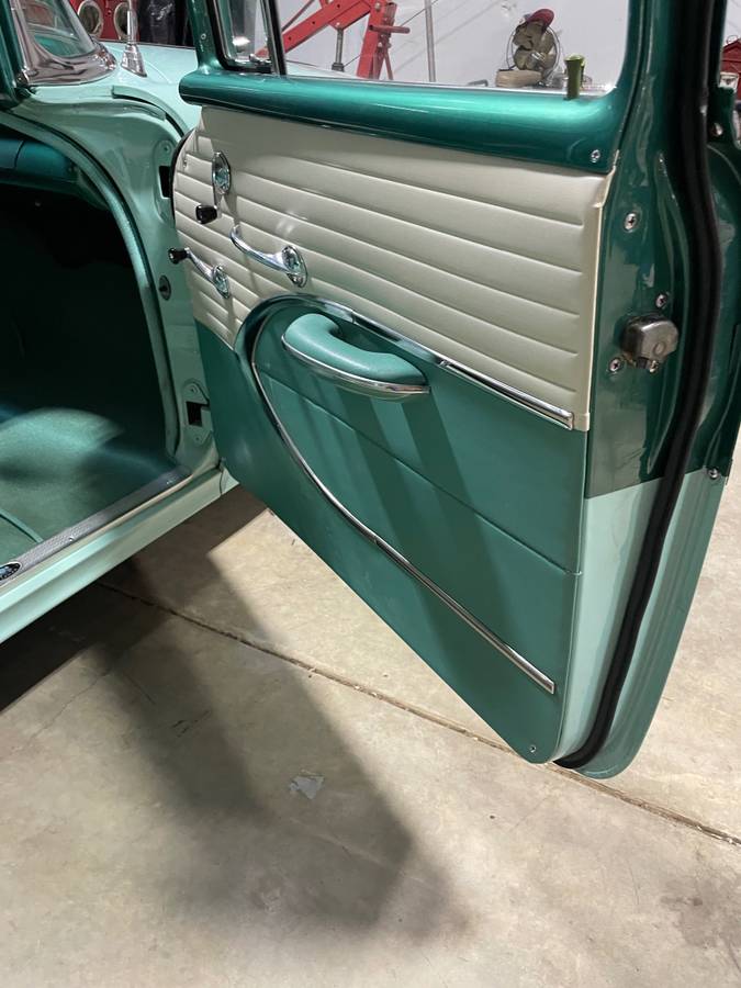 Wagon-1955-green-12