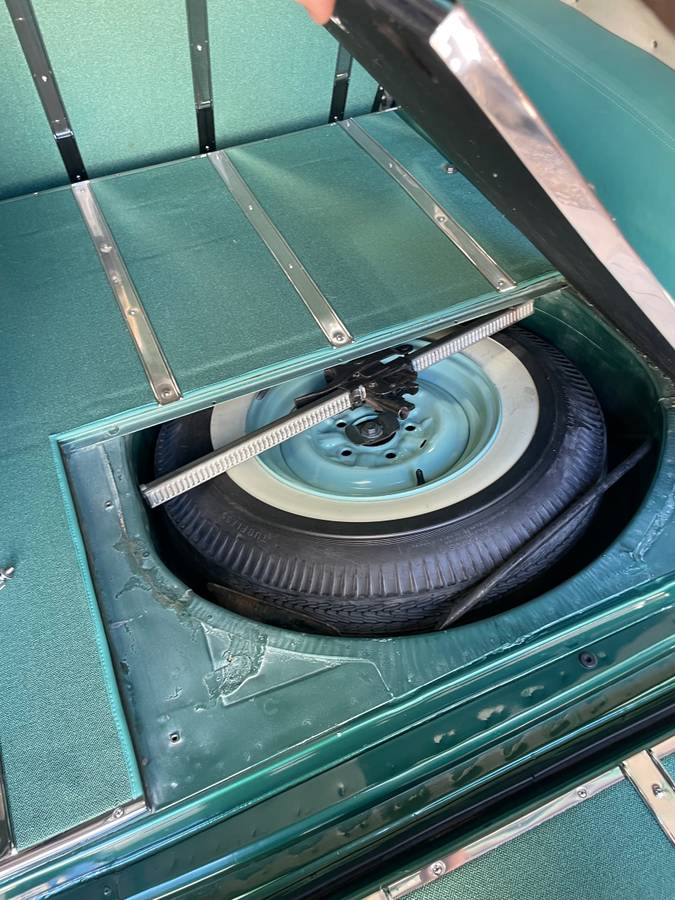 Wagon-1955-green-16