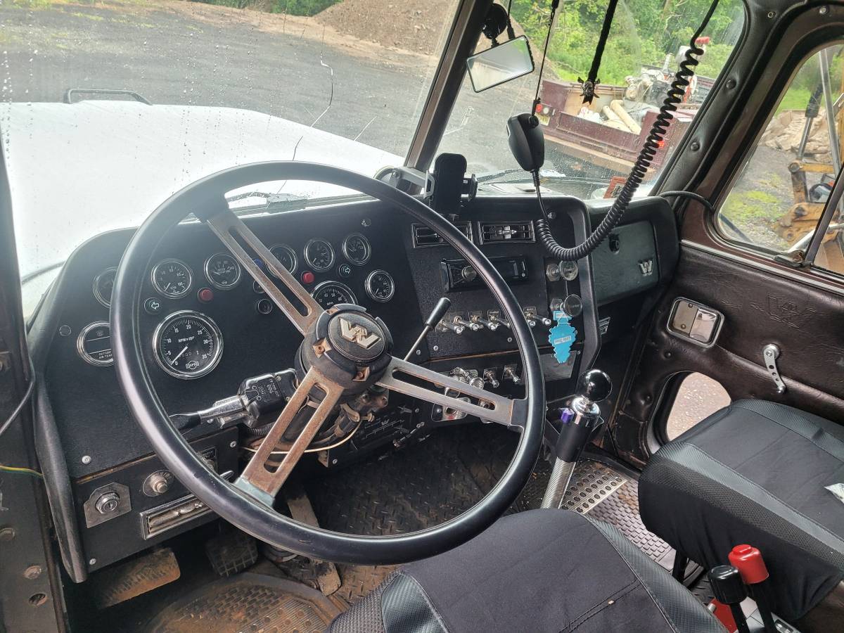 Western-star-diesel-1987-white-6