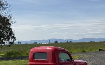 Willys-1941-red-3