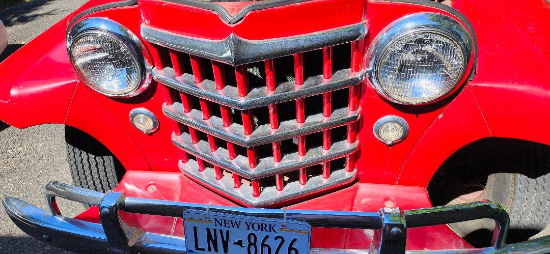 Willys-1950-red-2