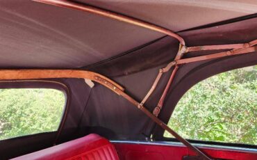 Willys-1950-red-3