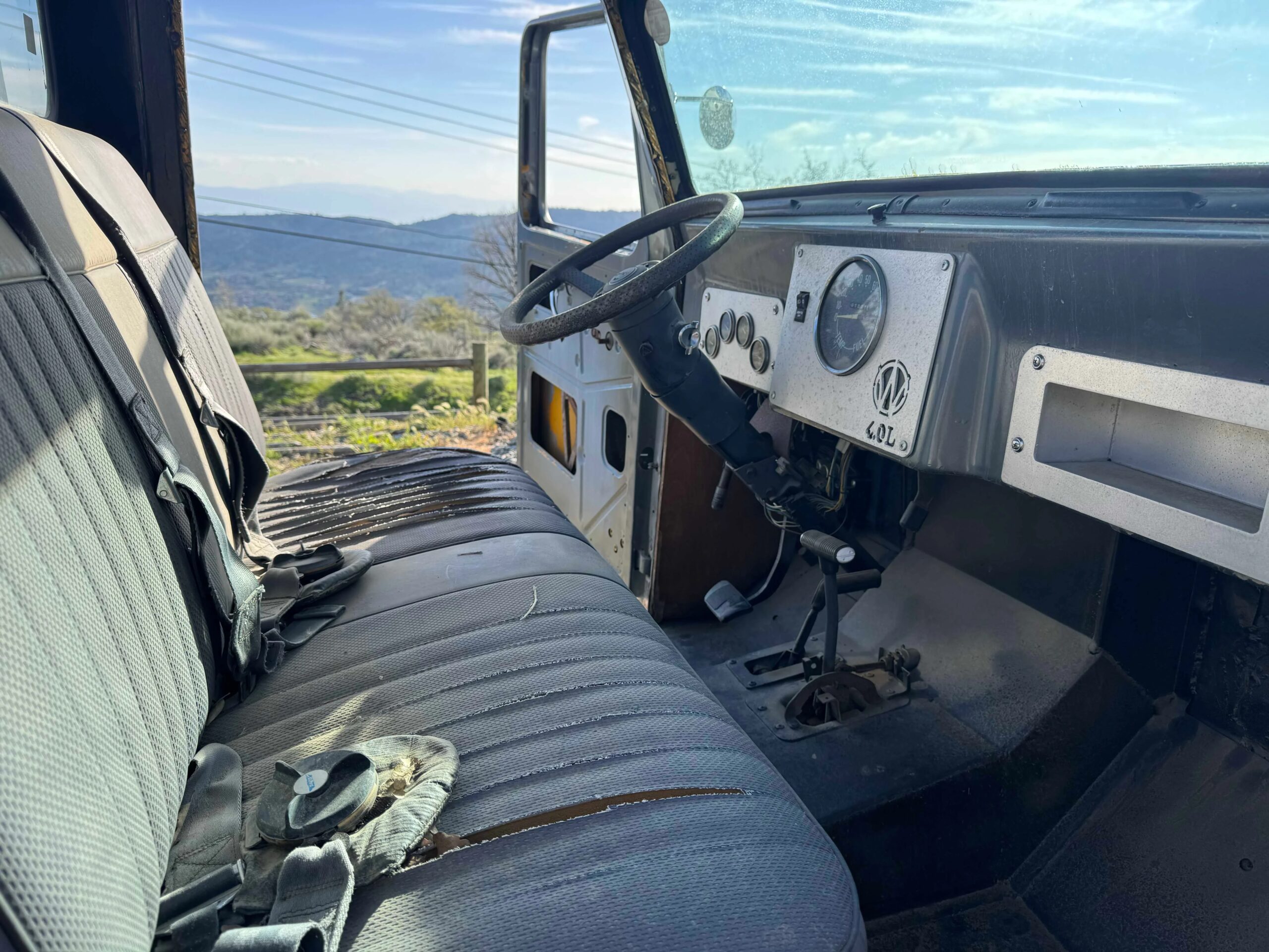 Willys-Custom-1961-Gray-Gray-11